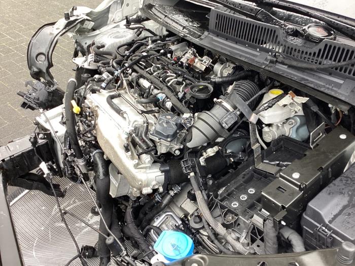 Motor van een Volkswagen Caddy Cargo V (SBA/SBH) 2.0 TDI BlueMotionTechnology 2022