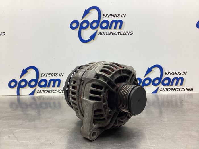Begagnade Dynamo Volkswagen Passat Variant (3B5) 1.6 Pris € 51,00 Marginaltabell erbjuds av Gebr Opdam B.V.