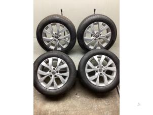 Used Set of sports wheels Renault Kadjar (RFEH) 1.2 Energy TCE 130 Price on request offered by Gebr Opdam B.V.