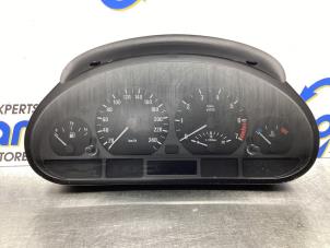 Used Odometer KM BMW 3 serie (E46/4) 316i Price € 60,00 Margin scheme offered by Gebr Opdam B.V.