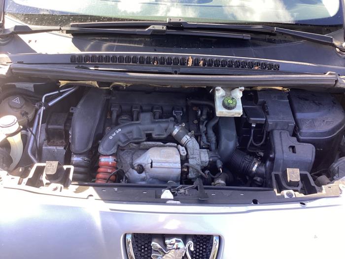 Getriebe van een Peugeot 5008 I (0A/0E) 1.6 THP 16V 2011