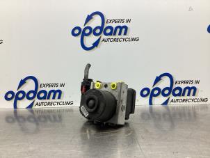 Gebrauchte ABS Pumpe Skoda Octavia (1Z3) 1.6 MPI Preis € 350,00 Margenregelung angeboten von Gebr Opdam B.V.