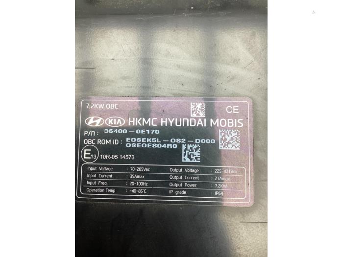 Chargeur de batterie d'un Hyundai Kona (OS) 39 kWh 2019