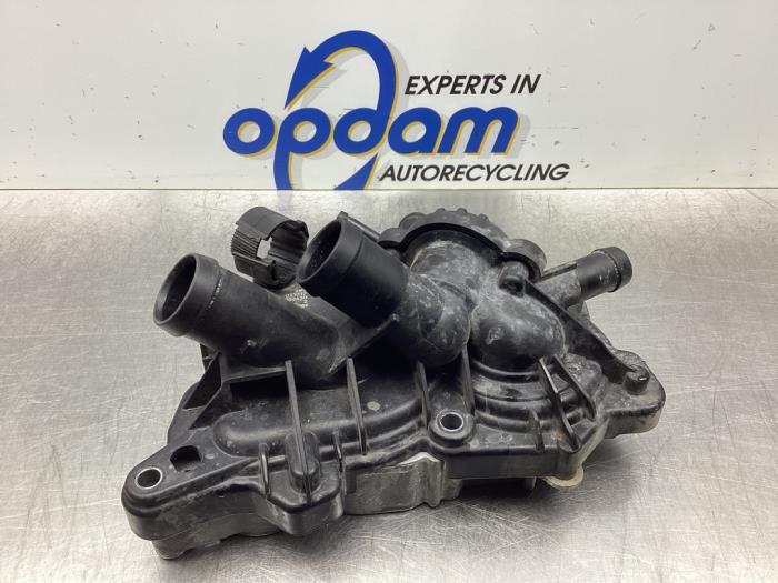 Begagnade Vattenpump Skoda Octavia Combi (5EAC) 1.0 TSI 12V Pris € 64,00 Marginaltabell erbjuds av Gebr Opdam B.V.