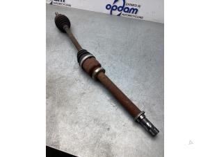 Used Front drive shaft, right Renault Clio III (BR/CR) 1.5 dCi FAP Price € 50,00 Margin scheme offered by Gebr Opdam B.V.