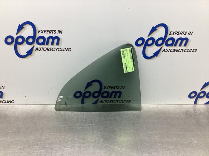 Usados Ventanilla triangular derecha detrás Suzuki Splash 1.2 16V Precio € 26,00 Norma de margen ofrecido por Gebr Opdam B.V.