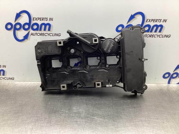 Gebrauchte Ventildeckel Mercedes C Combi (S203) 1.8 C-180K 16V Preis € 85,00 Margenregelung angeboten von Gebr Opdam B.V.