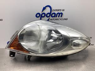 Used Headlight, right Nissan Note (E11) 1.6 16V Price € 100,00 Margin scheme offered by Gebr Opdam B.V.