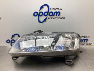 Used Headlight, left Fiat Stilo MW (192C) 1.6 16V Price € 75,00 Margin scheme offered by Gebr Opdam B.V.