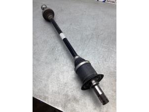 Usados Eje de transmisión izquierda detrás BMW 3 serie (G20) 318i 2.0 TwinPower Turbo 16V Precio € 150,00 Norma de margen ofrecido por Gebr Opdam B.V.