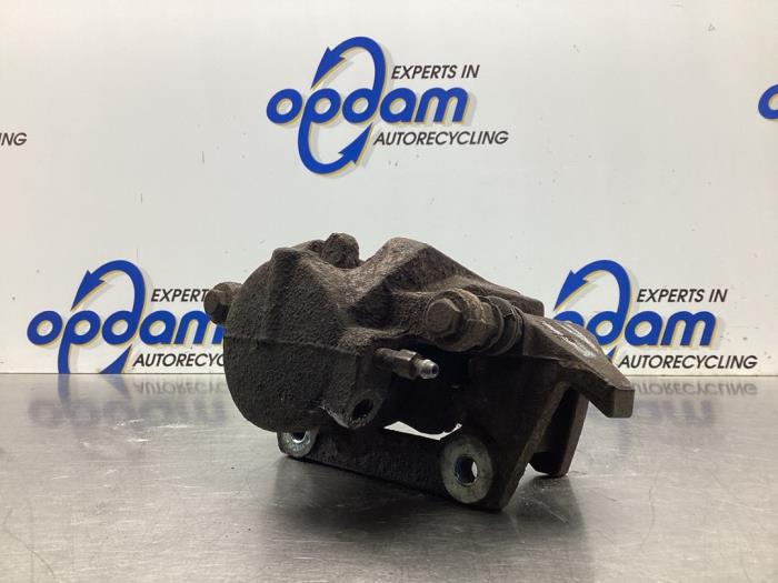 Gebrauchte Bremszange links vorne Mercedes A (W169) 2.0 A-180 CDI 16V 3-Drs. Preis € 42,00 Margenregelung angeboten von Gebr Opdam B.V.