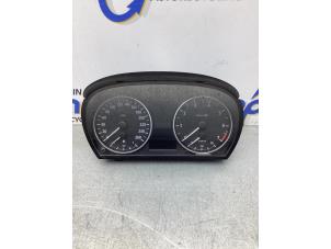 Used Odometer KM BMW 3 serie (E90) 320i 16V Price € 90,00 Margin scheme offered by Gebr Opdam B.V.