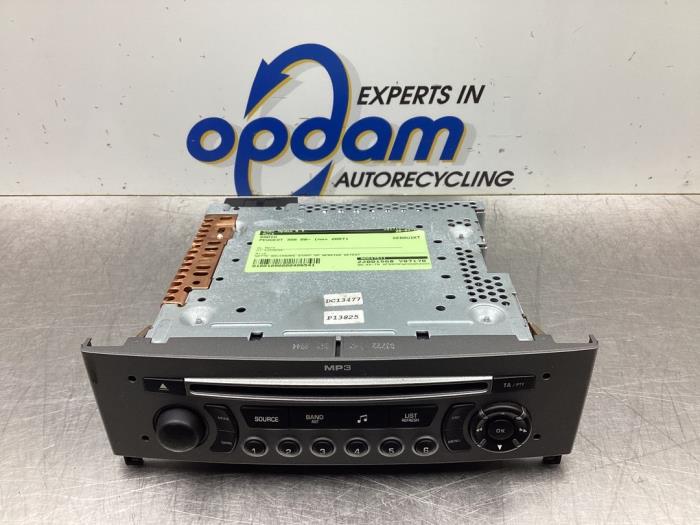 Begagnade Radio Peugeot 308 (4A/C) 1.6 VTI 16V Pris € 42,00 Marginaltabell erbjuds av Gebr Opdam B.V.
