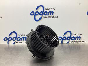 Used Heating and ventilation fan motor BMW 3 serie (E90) 320i 16V Price € 75,00 Margin scheme offered by Gebr Opdam B.V.
