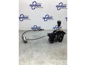 Used Gearbox control cable Nissan Qashqai (J11) 1.2 DIG-T 16V Price € 80,00 Margin scheme offered by Gebr Opdam B.V.