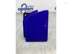 Used Tank cap cover Renault Master IV (MA/MB/MC/MD/MH/MF/MG/MH) 2.3 dCi 150 16V Price € 50,00 Margin scheme offered by Gebr Opdam B.V.