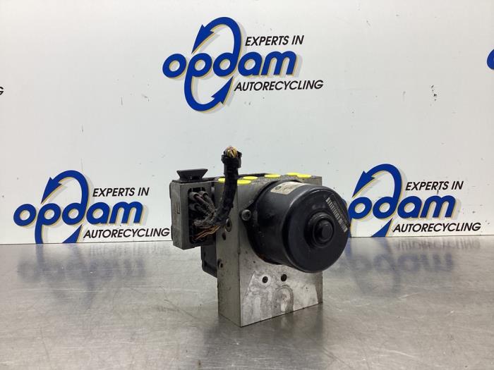 Begagnade ABS-pump BMW 3 serie Touring (E36/3) 318i Pris € 99,00 Marginaltabell erbjuds av Gebr Opdam B.V.