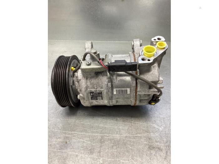 Air conditioning pump from a BMW 3 serie (G20) 318i 2.0 TwinPower Turbo 16V 2022