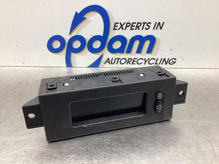 Begagnade Innerdisplay Opel Corsa D 1.2 16V Pris € 34,00 Marginaltabell erbjuds av Gebr Opdam B.V.