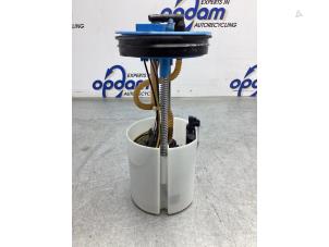 Begagnade Bensinpump Volkswagen Touran (1T3) 1.2 TSI Pris € 60,00 Marginaltabell erbjuds av Gebr Opdam B.V.