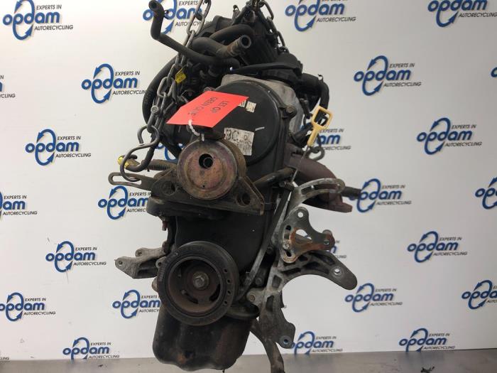 Engine from a Daewoo Matiz 1.0 2005