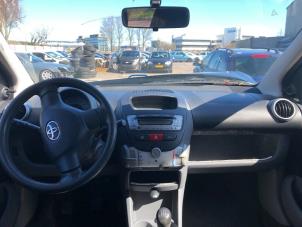 Usados Juego y módulo de airbag Toyota Aygo (B10) 1.0 12V VVT-i Precio € 200,00 Norma de margen ofrecido por Gebr Opdam B.V.