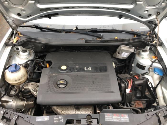 Usagé Boîte de vitesse Seat Ibiza III (6L1) 1.4 16V 100 Prix € 276,00 Règlement à la marge proposé par Gebr Opdam B.V.