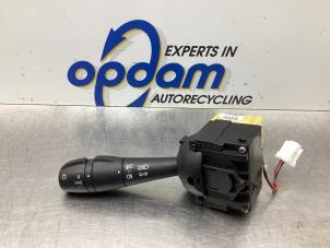 Used Indicator switch Renault Clio IV (5R) 0.9 Energy TCE 90 12V Price € 75,00 Margin scheme offered by Gebr Opdam B.V.
