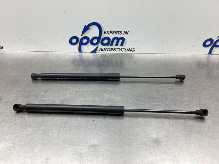 Magneti Marelli Gas Spring Damper Pair For Renault Clio IV Tailgate - 470mm, GS1330