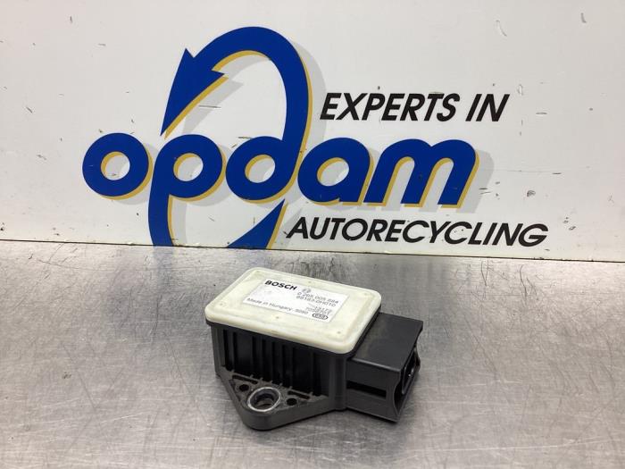 Begagnade Esp Duo-sensor Peugeot 107 1.0 12V Pris € 32,00 Marginaltabell erbjuds av Gebr Opdam B.V.