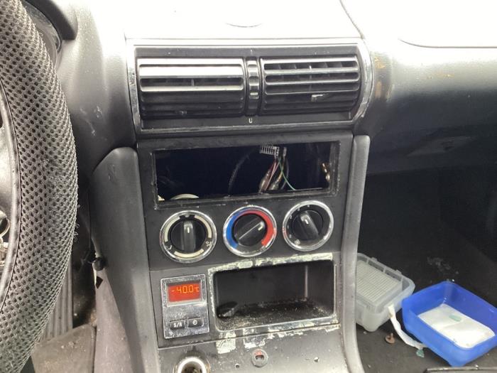 Clock BMW Z3 Roadster 1.9 16V 62134590407 Gebr Opdam B.V.