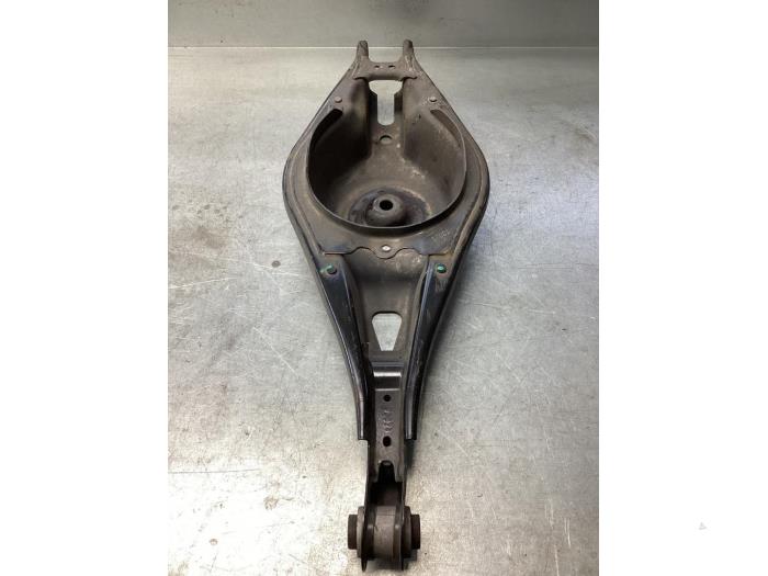 Tirant Arrière Droit Pour Lynk & Co 01 PHEV 2021 - Ref. 8889101559 / 2280361 - Pièce D'occasion