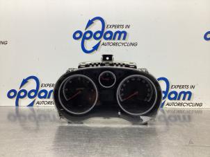 Usagé Compteur kilométrique KM Opel Corsa D 1.3 CDTi 16V ecoFLEX Prix € 100,00 Règlement à la marge proposé par Gebr Opdam B.V.