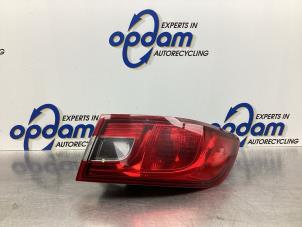 Used Taillight, right Renault Clio IV (5R) 0.9 Energy TCE 90 12V Price € 50,00 Margin scheme offered by Gebr Opdam B.V.