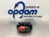Renault Twingo II (CN) 1.2 16V Bouton de warning