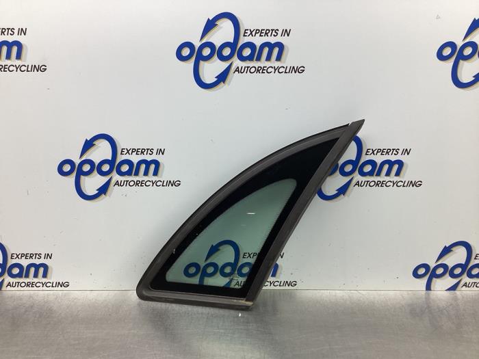 Usados Ventanilla triangular derecha detrás Citroen C5 II Berline (RC) 2.0 16V Precio € 45,00 Norma de margen ofrecido por Gebr Opdam B.V.