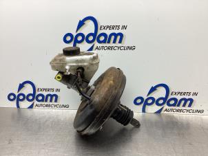 Usagé Assistant de freinage Opel Corsa C (F08/68) 1.2 16V Prix € 65,00 Règlement à la marge proposé par Gebr Opdam B.V.
