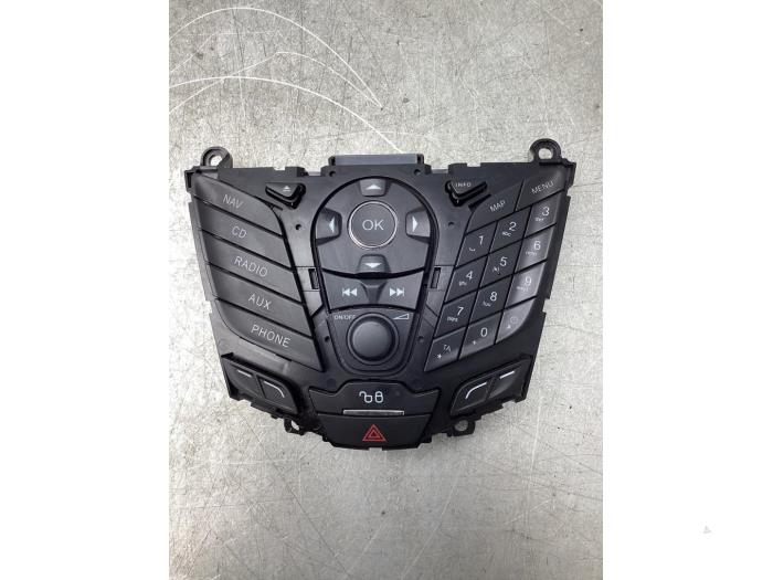 Radio control panel from a Ford Focus 3 Wagon 1.6 TDCi ECOnetic 2013