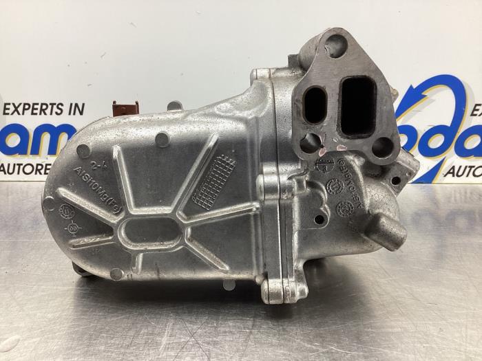 EGR valve from a Fiat Punto III (199) 1.3 JTD Multijet 85 16V 2012