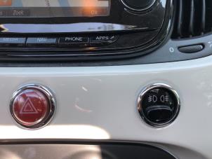 Gebrauchte Panikbeleuchtung Schalter Fiat 500 (312) 1.2 69 Preis € 30,00 Margenregelung angeboten von Gebr Opdam B.V.