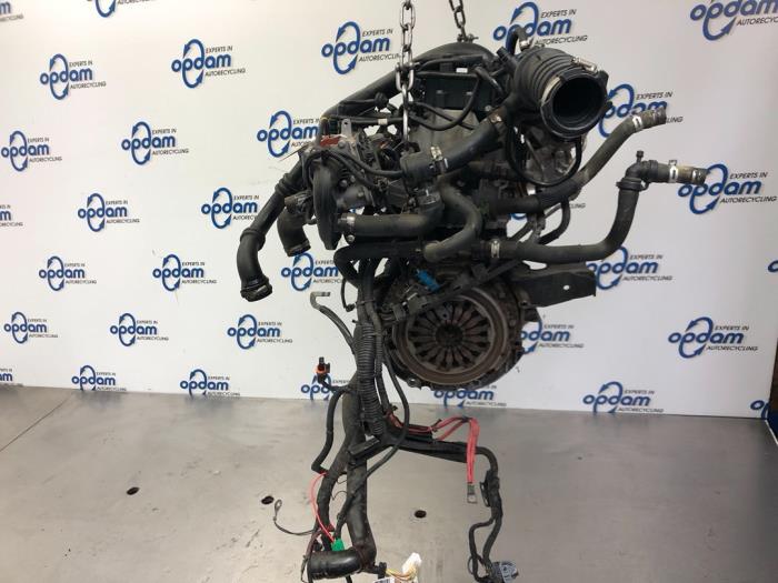 Motor from a Renault Clio III (BR/CR) 1.2 16V TCe 100 2010