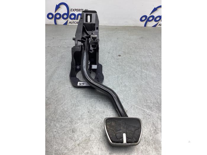 Begagnade Bromspedal BMW 5 serie (G30) 540i xDrive 3.0 TwinPower Turbo 24V Pris € 50,00 Marginaltabell erbjuds av Gebr Opdam B.V.