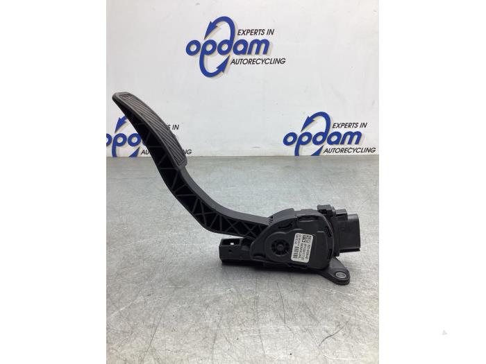 Begagnade Gaspedalsensor Ford Transit Courier 1.5 TDCi 75 Pris € 35,00 Marginaltabell erbjuds av Gebr Opdam B.V.