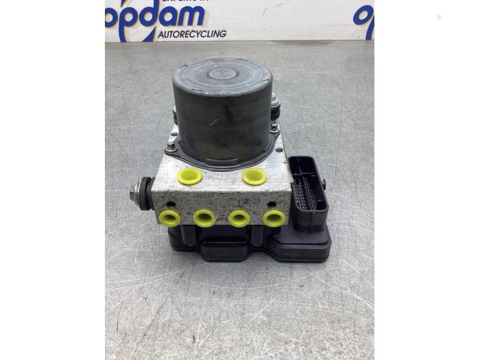 Usagé Pompe ABS Renault Kangoo Express (FW) 1.5 dCi 75 FAP Prix € 181,50 Prix TTC proposé par Gebr Opdam B.V.