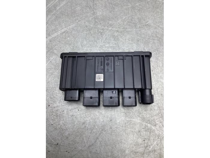Gebrauchte Stromverteiler BMW 1 serie (F40) 118i 1.5 TwinPower 12V Preis € 50,00 Margenregelung angeboten von Gebr Opdam B.V.