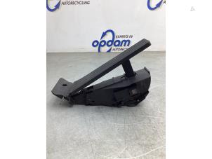 Gaspedalposition Sensor van een BMW 1 serie (F40) 118i 1.5 TwinPower 12V 2022
