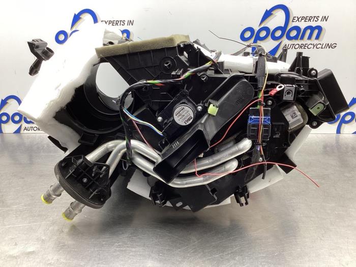 Boîtier chauffage d'un Opel Crossland/Crossland X 1.2 Turbo 12V 2019
