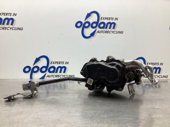 Usagé Valve RGE Volkswagen Polo V (6R) 1.4 TDI DPF BlueMotion technology Prix € 158,00 Règlement à la marge proposé par Gebr Opdam B.V.