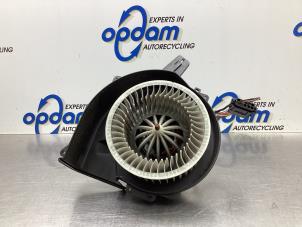 Usados Motor de ventilador de calefactor Volkswagen Fox (5Z) 1.2 Precio € 50,00 Norma de margen ofrecido por Gebr Opdam B.V.