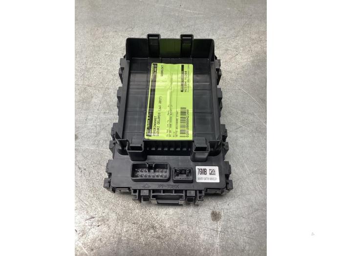 Fuse box Suzuki Celerio 1.0 12V Dualjet 0095130701060231 SUZUKI